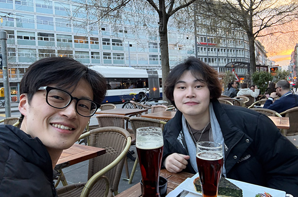 フリブールでホルンを勉強している中国人の友人とジュネーヴでランチ