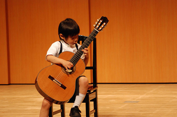 幼少期の演奏会での写真