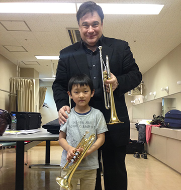 アンドレ・アンリ氏に会った日左