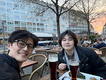 フリブールでホルンを勉強している中国人の友人とジュネーヴでランチ