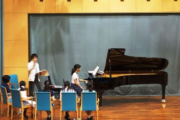 masterNO4鈴木先生ピアノ演奏講座